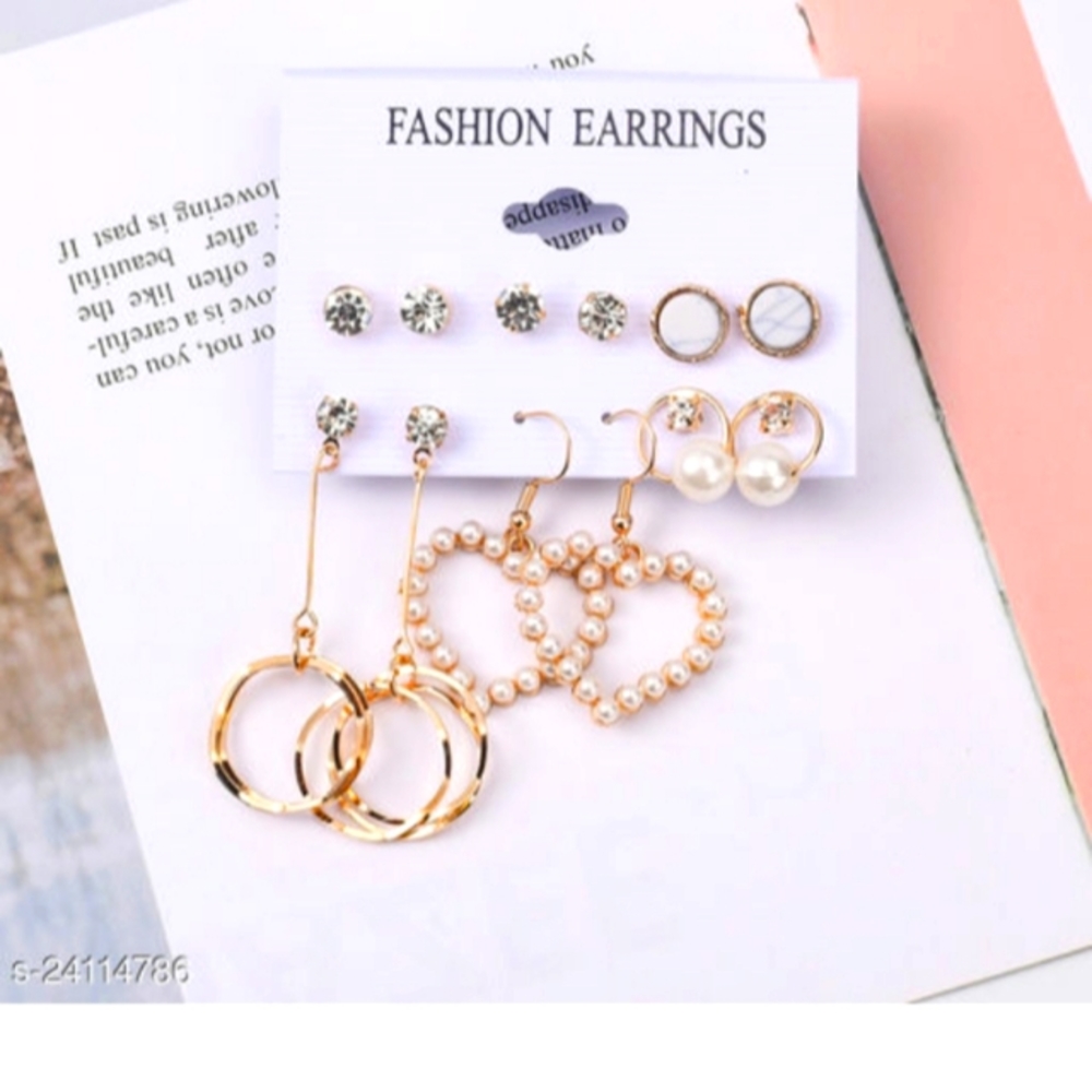 Earing - Picture 1 of 4